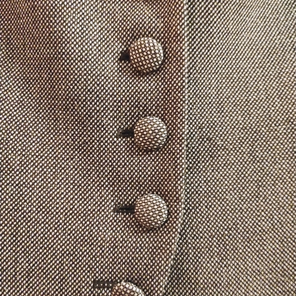 Two piece lined suit - Picture 3 of 7